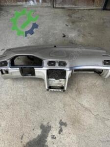 Volvo S80 1999-2006 Çıkma Ön Göğüs