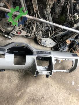 Volvo S80 Göğüs çıkma parça