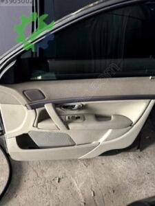 Sağ Ön Kapı Döşemesi Volvo S80 2003-2006 Çıkma