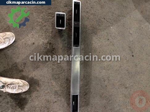 Volvo S80 Göğüs çıkma parça
