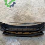 Ön Cam Izgarası Volvo S80 2000-2010 Çıkma