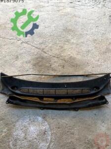 Ön Cam Izgarası Volvo S80 2000-2010 Çıkma