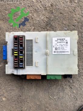 Volvo V70 Beyni 7G9T14C256HA çıkma parça