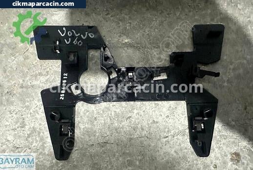 Volvo V60 Ön Cam çıkma parça