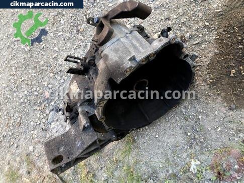 Volvo V70 Manuel Şanzıman çıkma parça