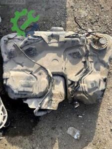 Çıkma Volvo XC60 Depo Kapağı