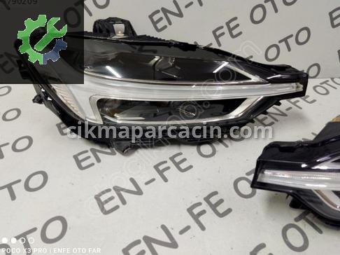 Volvo XC60 Sol Ön Far çıkma parça