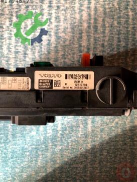 Volvo XC90 Sigorta Kutusu 8676391 çıkma parça