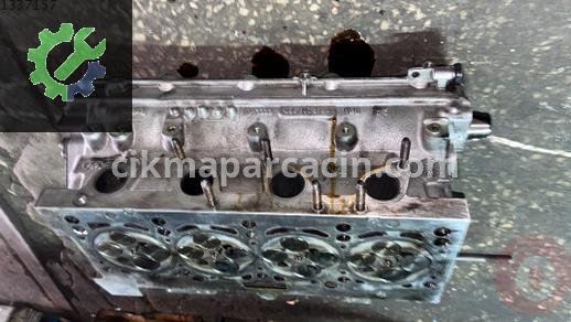 Volkswagen Passat Silindir Kapak çıkma parça