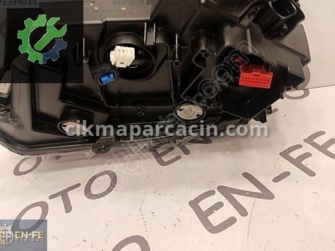 Volkswagen Amarok Sağ Ön Far çıkma parça
