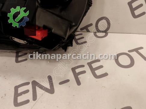 Volkswagen Amarok Sağ Ön Far çıkma parça