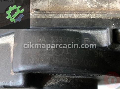 Volkswagen Golf Gaz Kelebeği 06A133063F çıkma parça