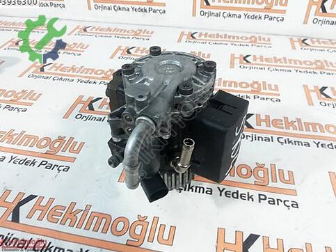 Volkswagen Passat 03L130 çıkma parça