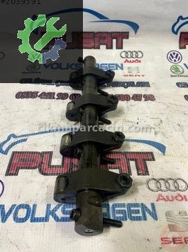 Volkswagen Passat Enjektör 03G109527A çıkma parça