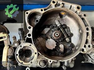VW CADDY 1.6 BENZİNLİ 5İLERİ MANUEL ÇIKMA ŞANZIMAN AEE ALM