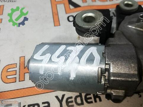 Volkswagen Caddy 1T0955711D çıkma parça