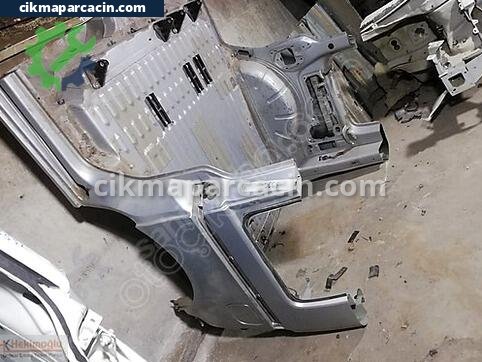 Volkswagen Caddy Arka Çamurluk çıkma parça