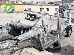 VW Caddy İçin Ön Şasi Şase Çeyrek Kılıç Sacı Marş