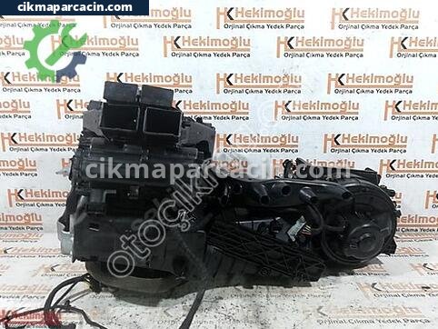 Volkswagen Caddy Kalorifer çıkma parça
