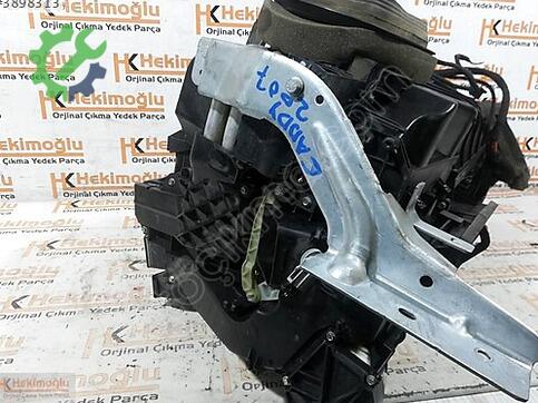 Volkswagen Caddy 820308 çıkma parça