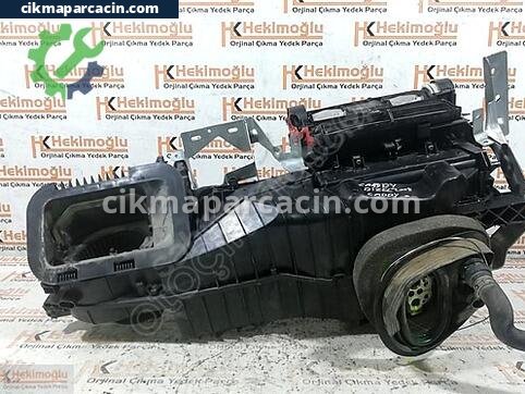 Volkswagen Caddy Kalorifer çıkma parça