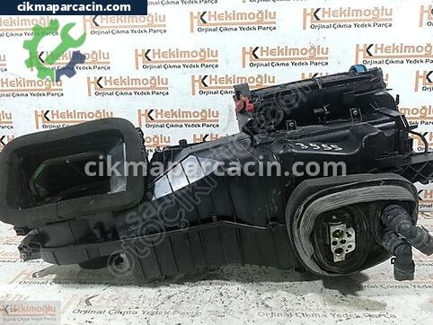 Volkswagen Caddy Kalorifer çıkma parça