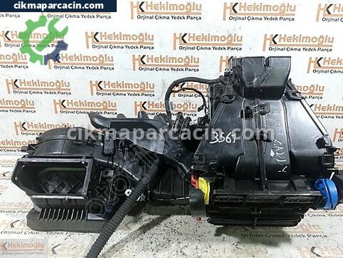 Volkswagen Caddy Kalorifer çıkma parça