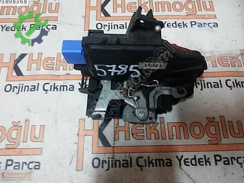 Volkswagen Caddy 3D1837015AB çıkma parça