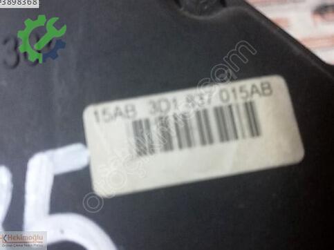 Volkswagen Caddy 3D1837015AB çıkma parça