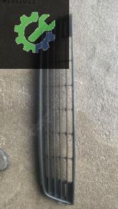 VW Caddy Ön Tampon Orta Izgara 1T0853677C - Oto Çıkma Parça