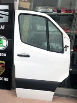 Volkswagen Crafter Sağ Ön Kapı çıkma parça
