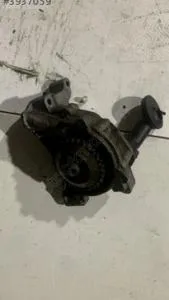 VW Golf 03C105Q Modeli İçin Kaliteli Yağ Pompası