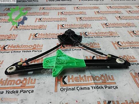 Volkswagen Golf 5G4839462C çıkma parça