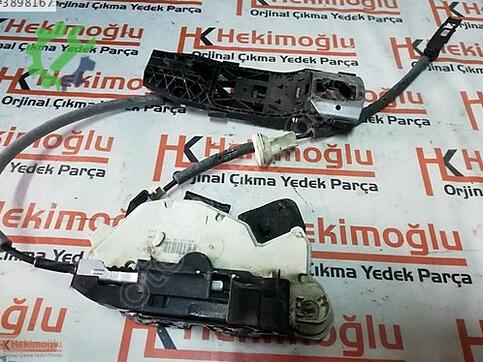 Volkswagen Golf 5K1837015E çıkma parça