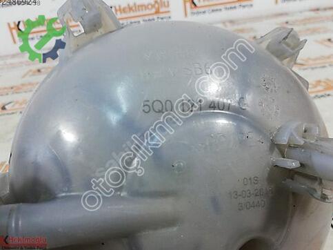 Volkswagen Passat 5Q0121407G çıkma parça