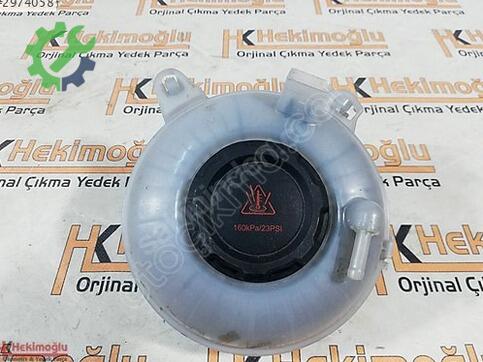 Volkswagen Passat 5Q0121407G çıkma parça