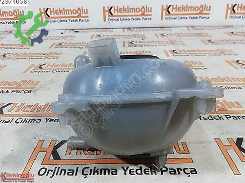 Volkswagen Passat 5Q0121407G çıkma parça