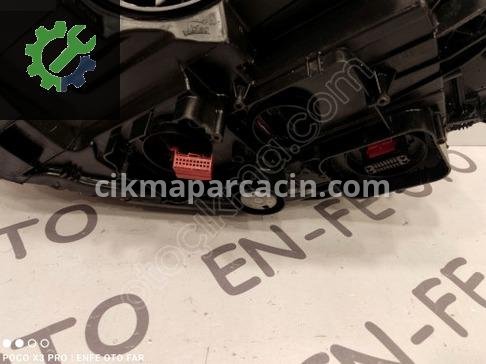 Volkswagen Golf Sağ Ön Far çıkma parça