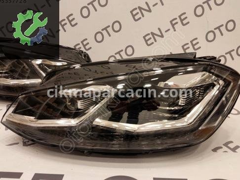 Volkswagen Golf Sağ Ön Far 5G1941774 çıkma parça