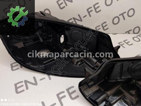 Volkswagen Golf Far Kasası çıkma parça