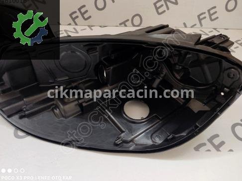 Volkswagen Golf Far Kasası çıkma parça