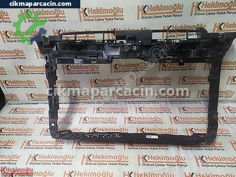 Volkswagen Golf Ön Panel çıkma parça