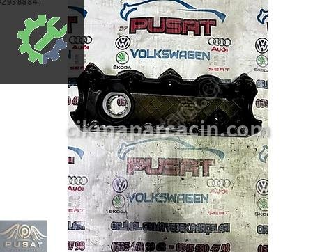 Volkswagen Bora Külbütör Kapağı 038103475D çıkma parça