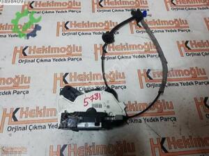VW GOLF KAPI KİLİDİ SAĞ ARKA 5K4 839 016 AF