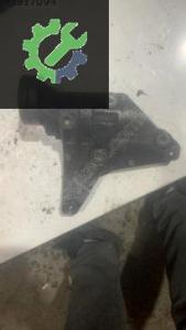 VW Jetta 03F260885 Model Motor Kulağı - Oto Çıkma Parçaları