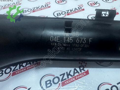 Volkswagen Jetta Turbo Hortumu 04E145673F çıkma parça