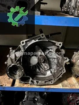 Volkswagen Jetta Şanzıman Komple çıkma parça