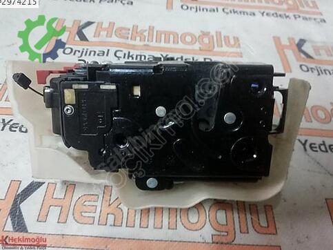 Mazda 3 3D1837015AB çıkma parça