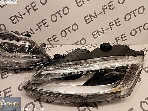 Volkswagen Jetta Sol Ön Far çıkma parça