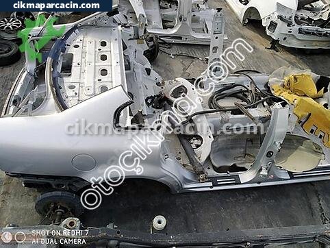 Volkswagen Passat Ön Şasi çıkma parça